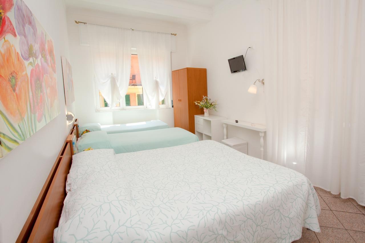 Hotel Lydia Alassio Esterno foto